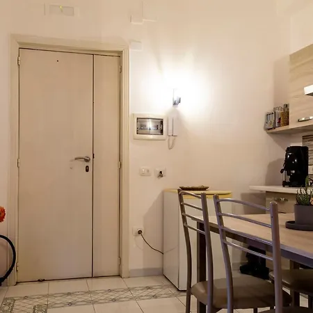 Living Apartment *